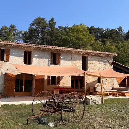 Le Moulin De *